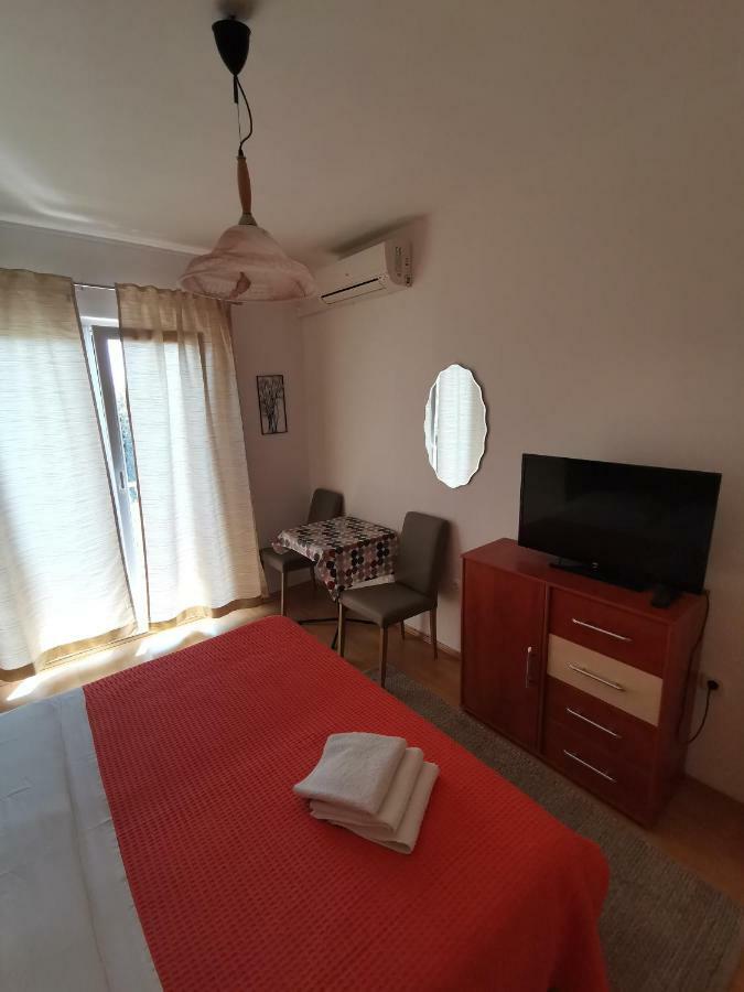 Apartments Moso Tučepi Esterno foto
