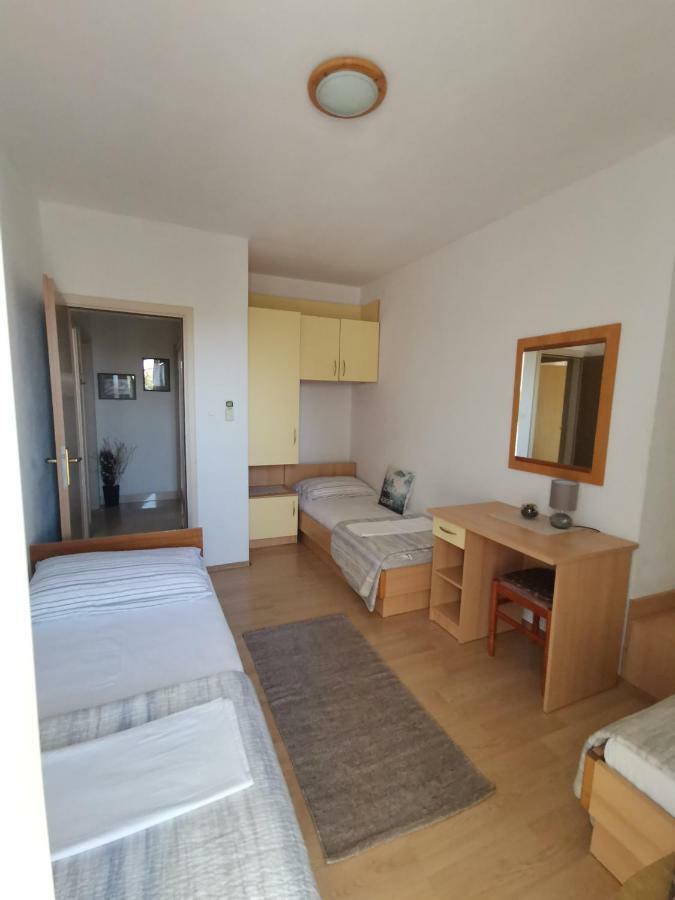 Apartments Moso Tučepi Esterno foto