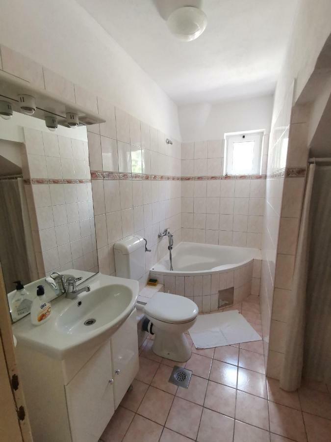 Apartments Moso Tučepi Esterno foto